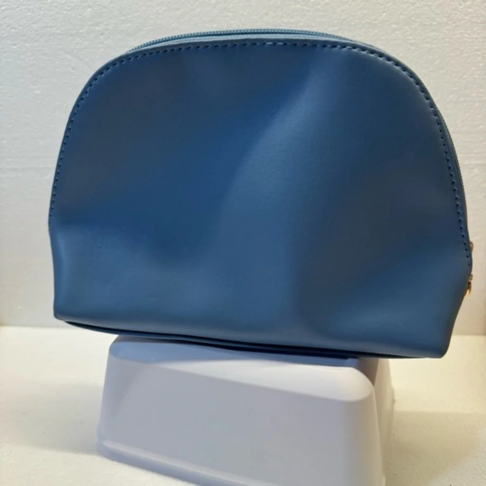 Salvatore Ferragamo‎ 💄 Parfums Turkish Makeup/Toiletry/ Amenity Bag- Blue NWOT